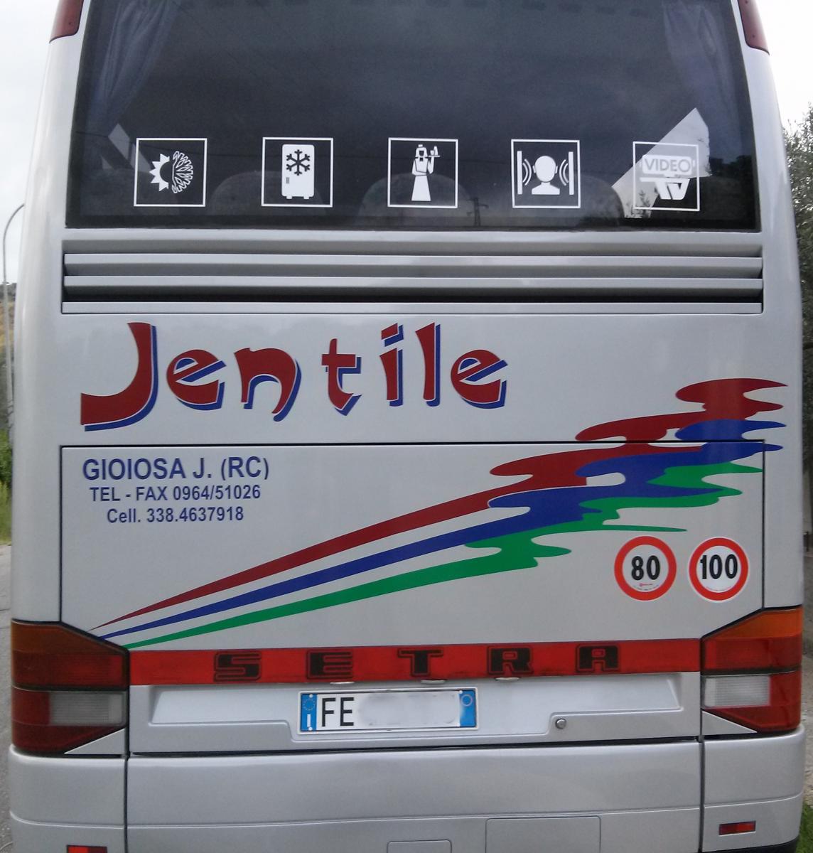 decorazione bus con vinili anti UV